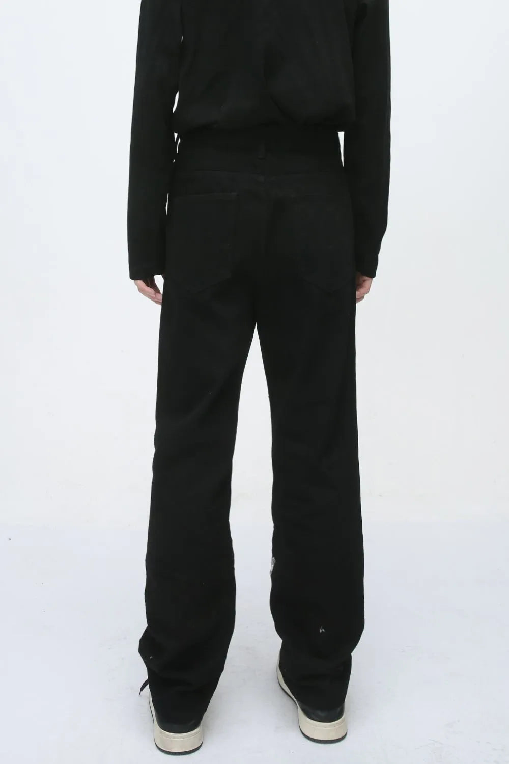 aa8f1d03-b63b-4048-b69d-1b8613d5ec40-Max