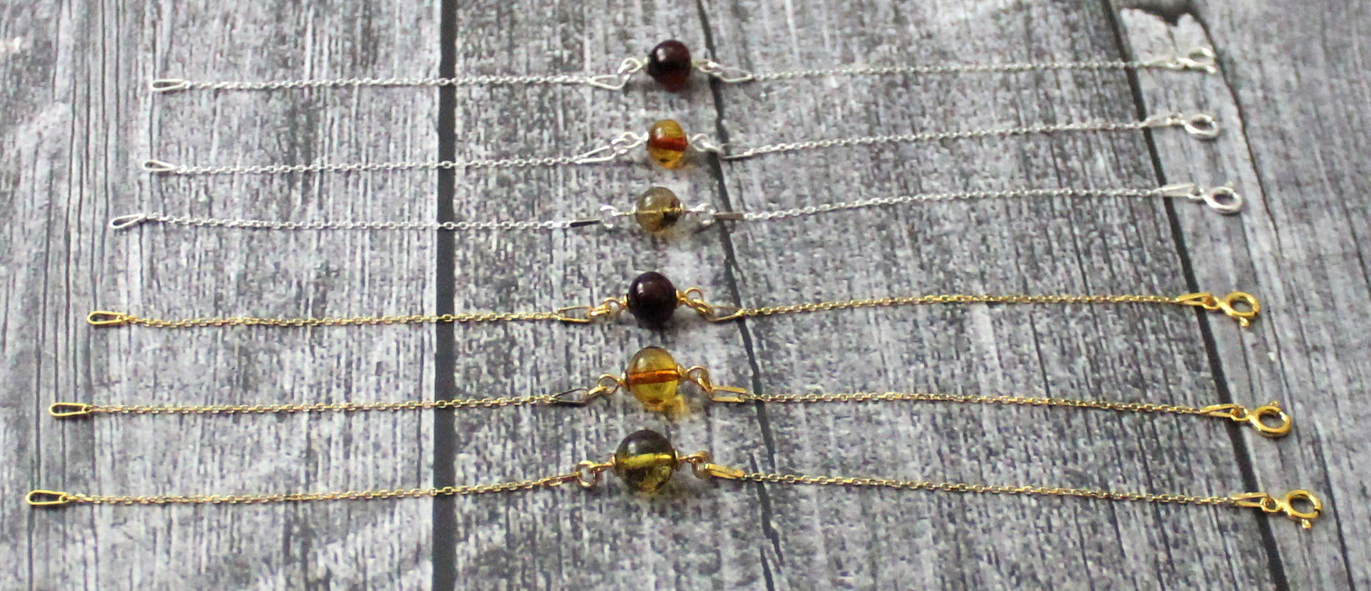 Minimalist Silver Bracelet With Amber Round Bead-1